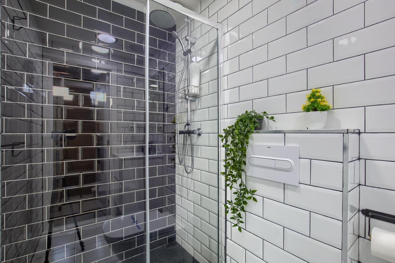 Charming Sol Attic Appartement